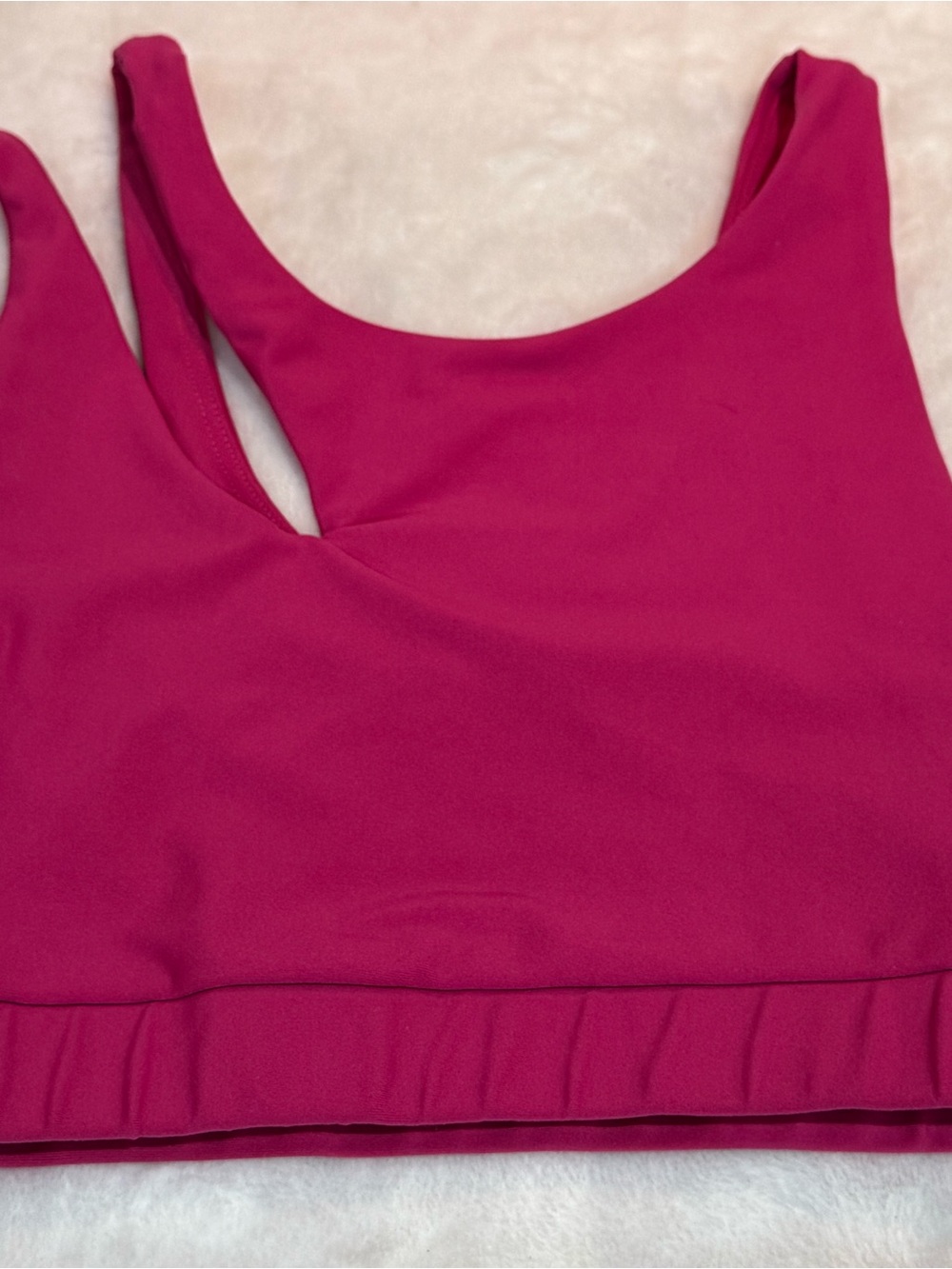 Women's Fuchsia Supportive Sports Bra - Smooth Stretch Comfort